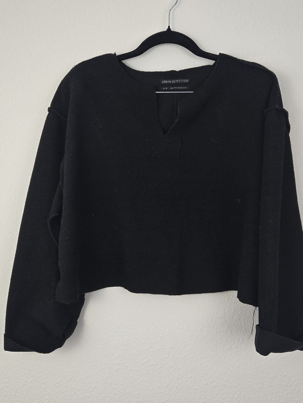 Black Urban Outfitters Cropped Sweater V-neckline & Rolled Cuffs